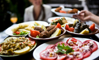 Dining Out Tied To High Blood Pressure