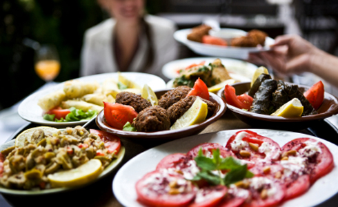 Dining Out Tied To High Blood Pressure