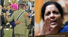 Navjot Singh Sidhu hugs Pak Army Chief