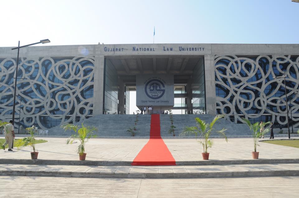 GNLU