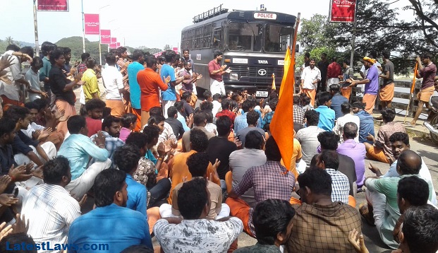 Devotees Detained from reaching Sabrimala