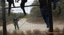 Migrants Break Out of Detention Centre