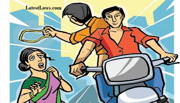 Chain-Snatching Case : Youth Snatches Chain of Judge's Mom
