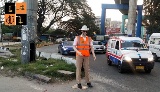 Traffic Police Mannequins.jpg, pic by the nm