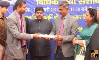 Justice Aparesh Kumar Singh.jpg, pic by em