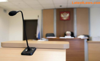 Russia Court, pic by:  The Independent