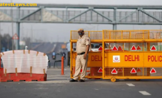 Delhi Police Barrigades.PNG