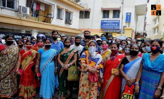 Protest for School Fees.jpg, pic by bestindinews