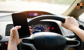 Using Phone while Driving.jpg, pic by Siegfried &amp; Jensen