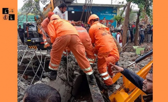 Muradnagar Crematorium Collapse.jpg