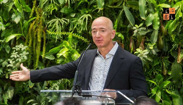 Jeff Bezos.jpg
