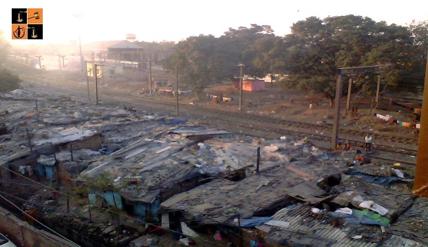 Slums in Delhi.jpg