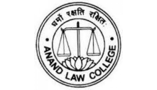 Anand Law College.jpg