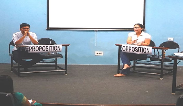 DEBATE.JPG
