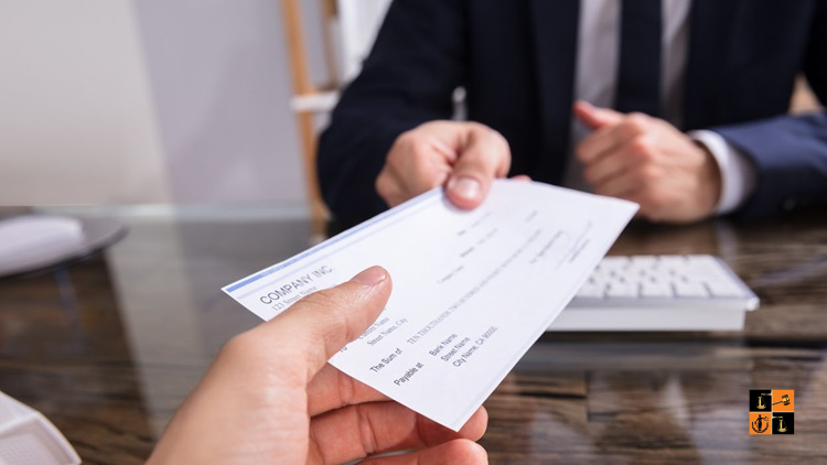 Cheque company director.png