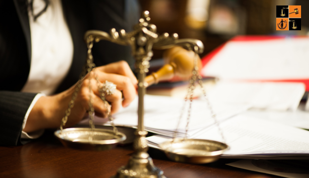 Women Lawyer.png